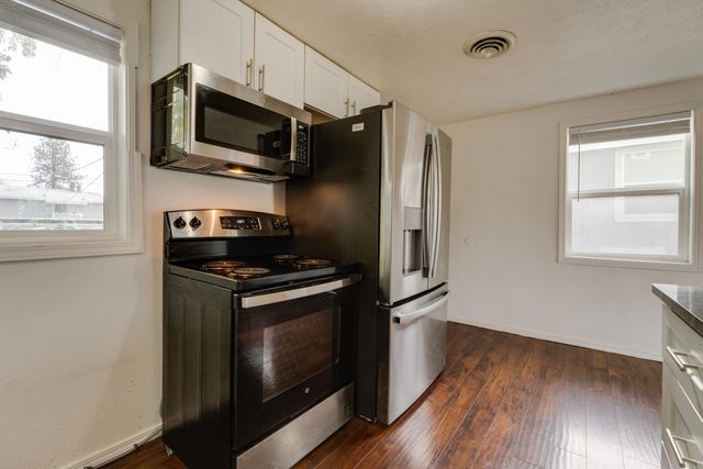 6116 N Astor St, Spokane, WA 99207