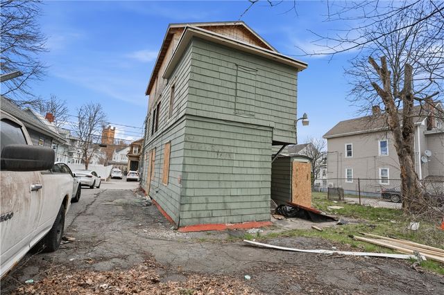 102 Superior Street, Providence, RI 02907