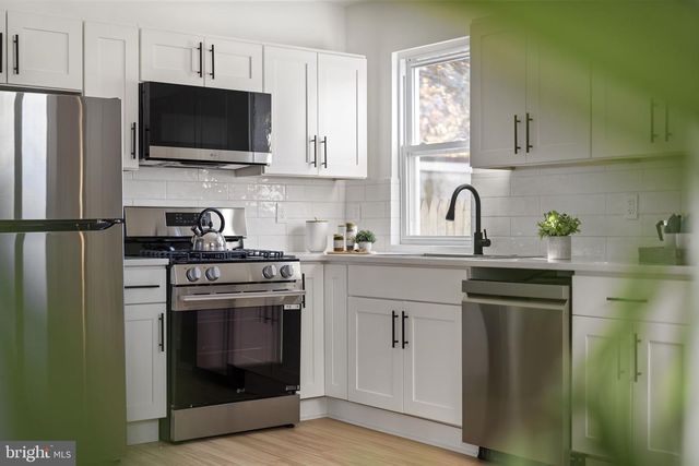 2517 MARSHALL RD, Drexel Hill, PA 19026