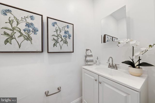 2517 MARSHALL RD, Drexel Hill, PA 19026