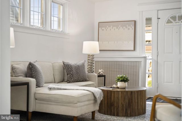 2517 MARSHALL RD, Drexel Hill, PA 19026