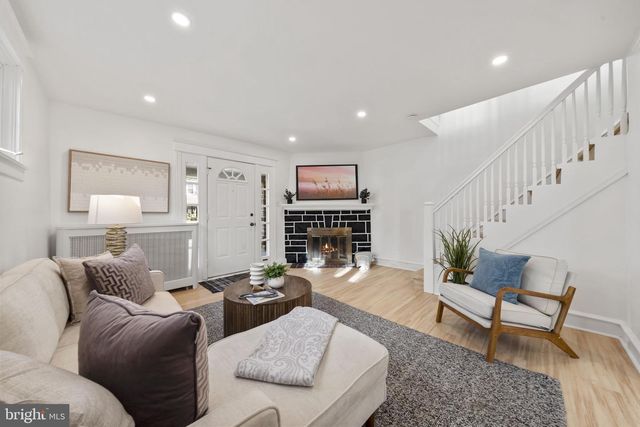 2517 MARSHALL RD, Drexel Hill, PA 19026