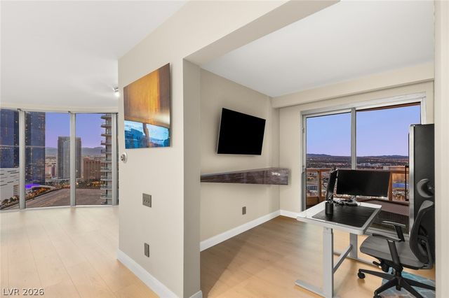 322 Karen Avenue 3108, Las Vegas, NV 89109