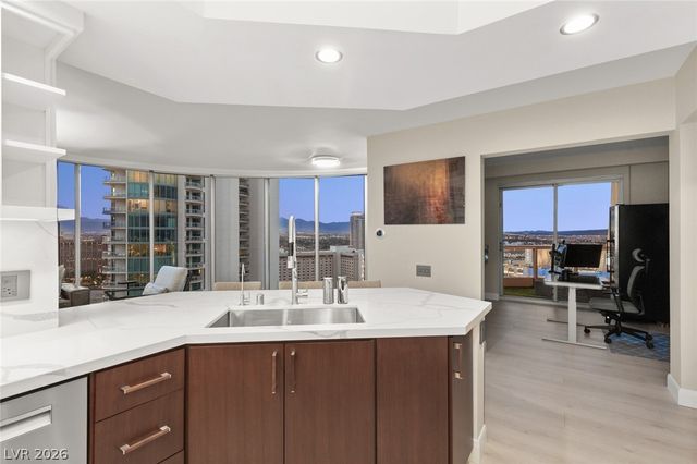322 Karen Avenue 3108, Las Vegas, NV 89109