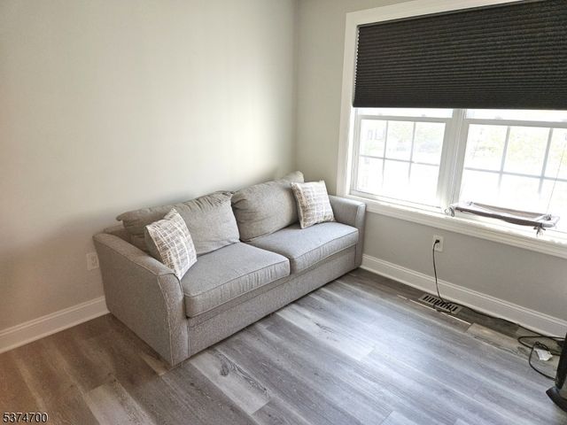 6 RUTGERS DRIVE, Newark City, NJ 07103