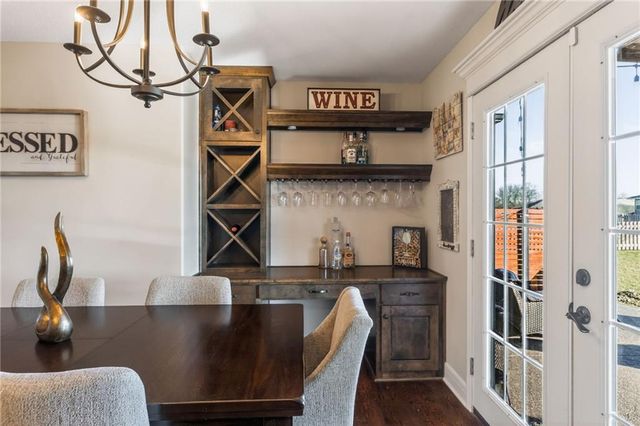 1004 SE Beatty Court, Blue Springs, MO 64014