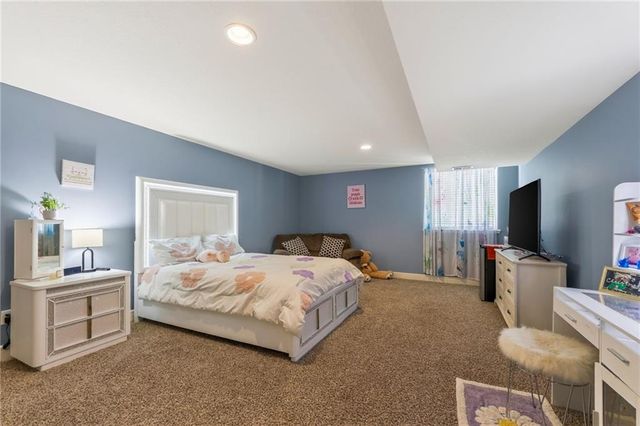 1004 SE Beatty Court, Blue Springs, MO 64014