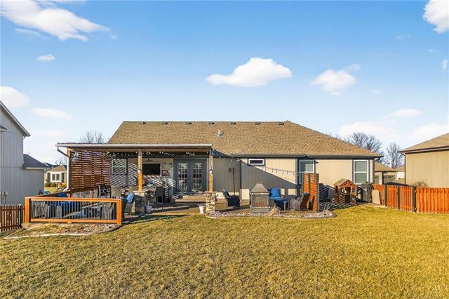 1004 SE Beatty Court, Blue Springs, MO 64014