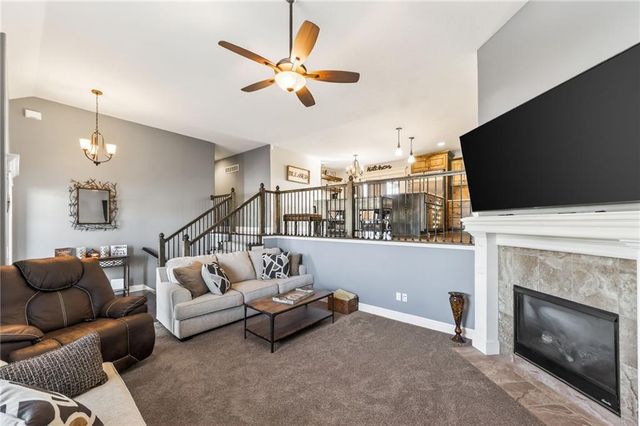 1004 SE Beatty Court, Blue Springs, MO 64014