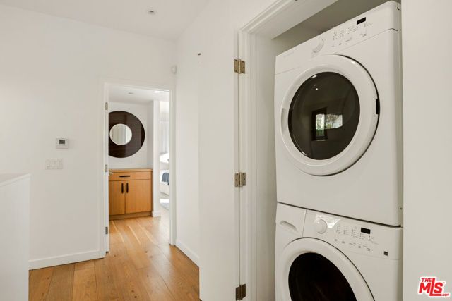 8469 FRANKLIN Avenue, West Hollywood, CA 90069