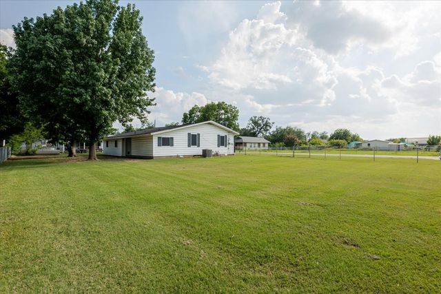 1503 SW 6th Avenue, Mineral Wells, TX 76067