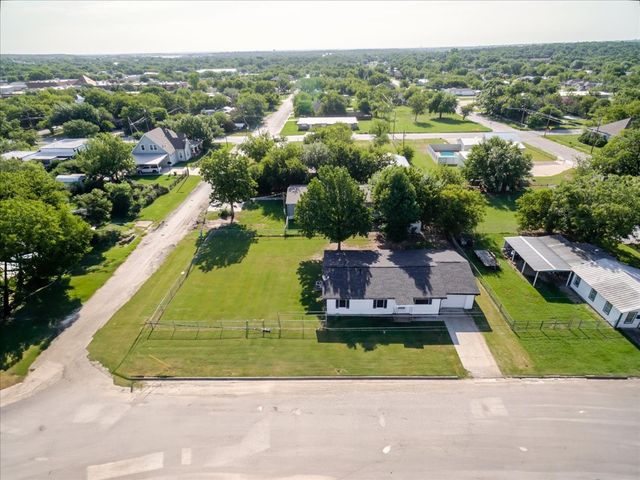 1503 SW 6th Avenue, Mineral Wells, TX 76067