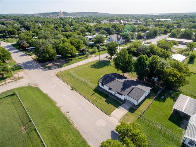 1503 SW 6th Avenue, Mineral Wells, TX 76067