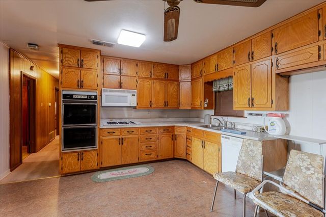 1503 SW 6th Avenue, Mineral Wells, TX 76067