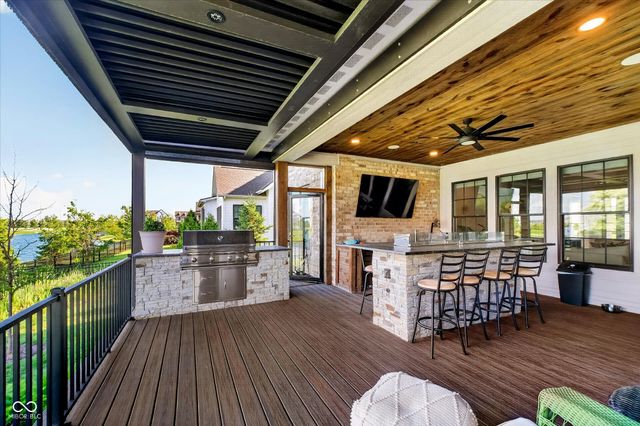 15823 Nocturne Drive, Westfield, IN 46074