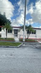 990 E 2nd St B, Hialeah, FL 33010