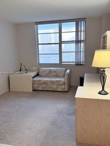 301 174 2217, Sunny Isles Beach, FL 33160