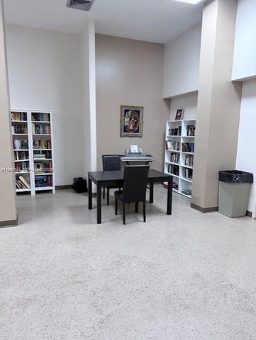 301 174 2217, Sunny Isles Beach, FL 33160