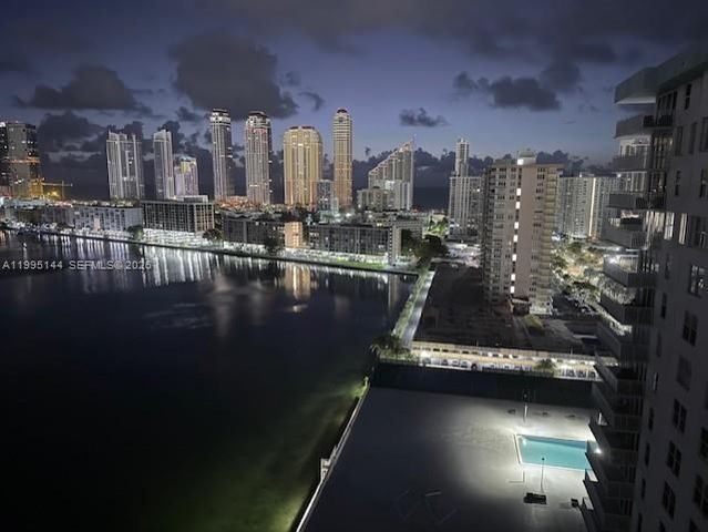 301 174 2217, Sunny Isles Beach, FL 33160