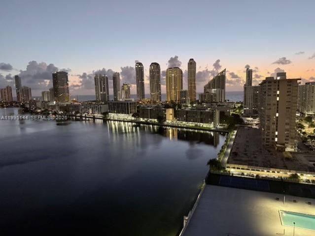 301 174 2217, Sunny Isles Beach, FL 33160