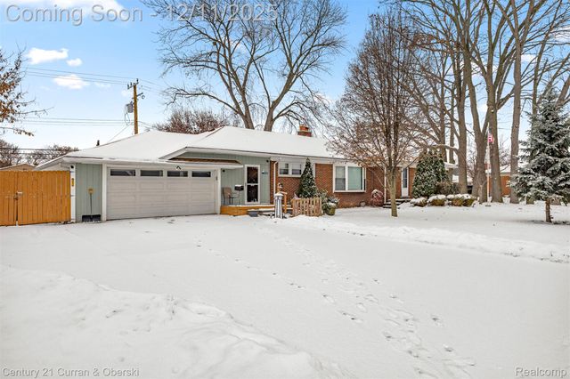 17271 Hamilton Avenue, Allen Park, MI 48101