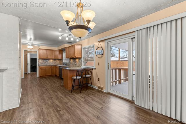 17271 Hamilton Avenue, Allen Park, MI 48101