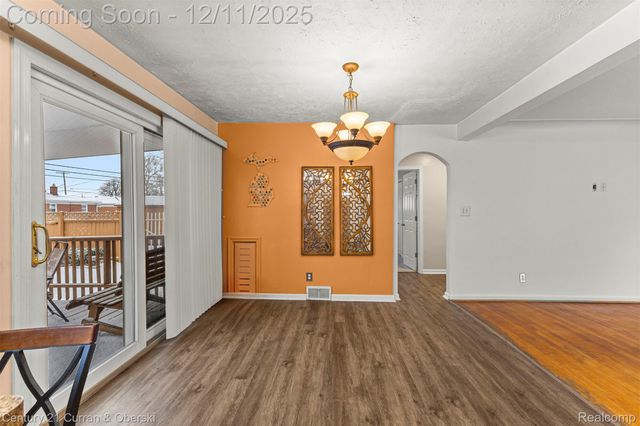 17271 Hamilton Avenue, Allen Park, MI 48101