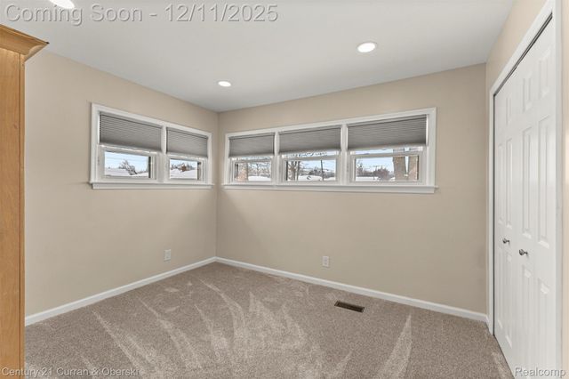 17271 Hamilton Avenue, Allen Park, MI 48101