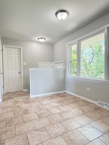 17060 Wausau Avenue, South Holland, IL 60473