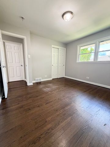 17060 Wausau Avenue, South Holland, IL 60473