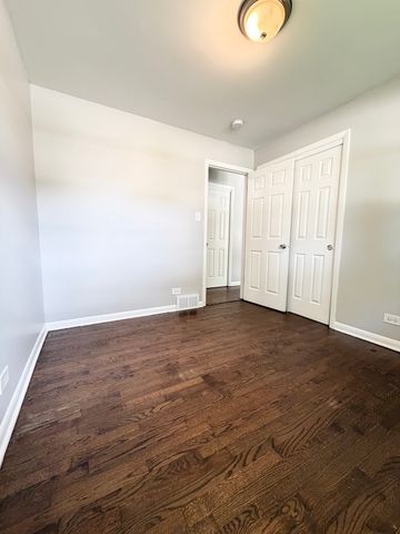 17060 Wausau Avenue, South Holland, IL 60473