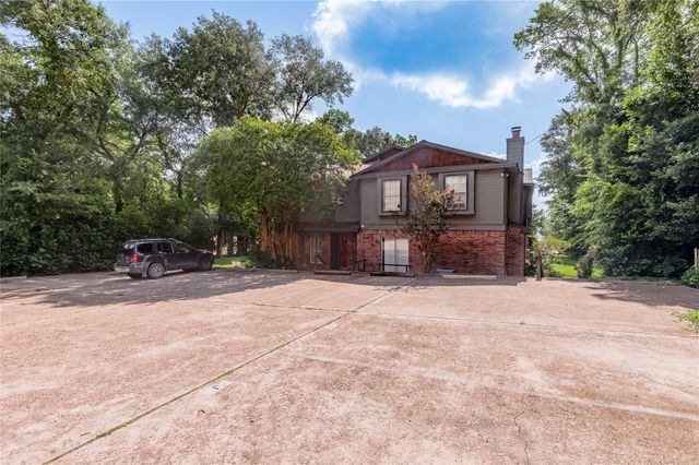 1228 Avenue O I, Huntsville, TX 77340