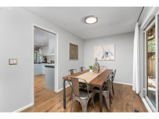 4725 Sw 207TH Ct, Beaverton, OR 97078