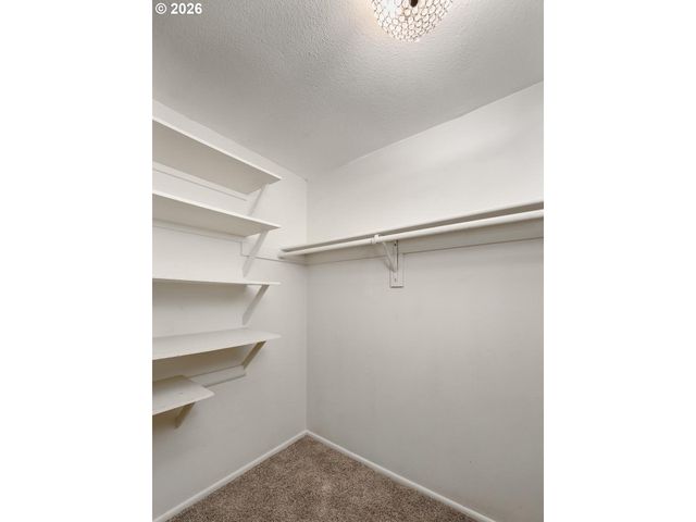 4725 Sw 207TH Ct, Beaverton, OR 97078
