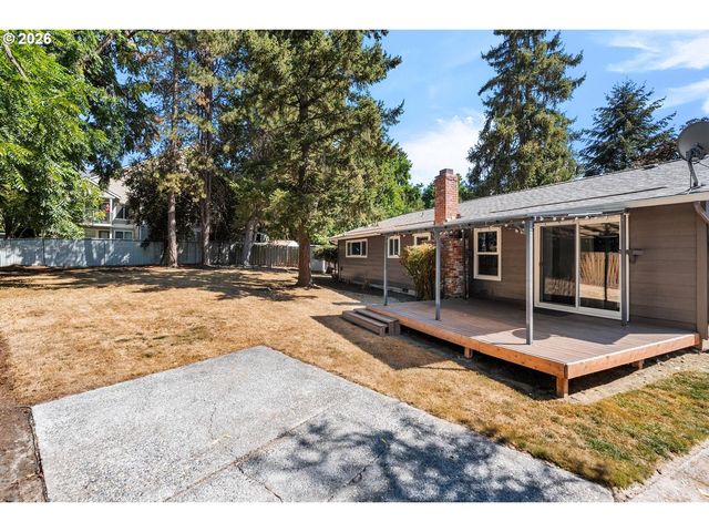 4725 Sw 207TH Ct, Beaverton, OR 97078