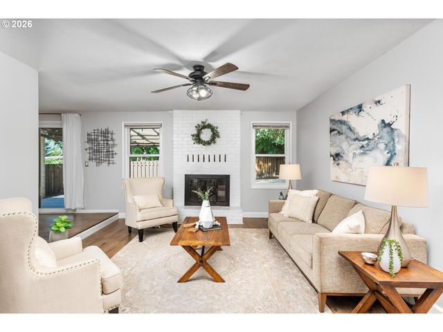 4725 Sw 207TH Ct, Beaverton, OR 97078