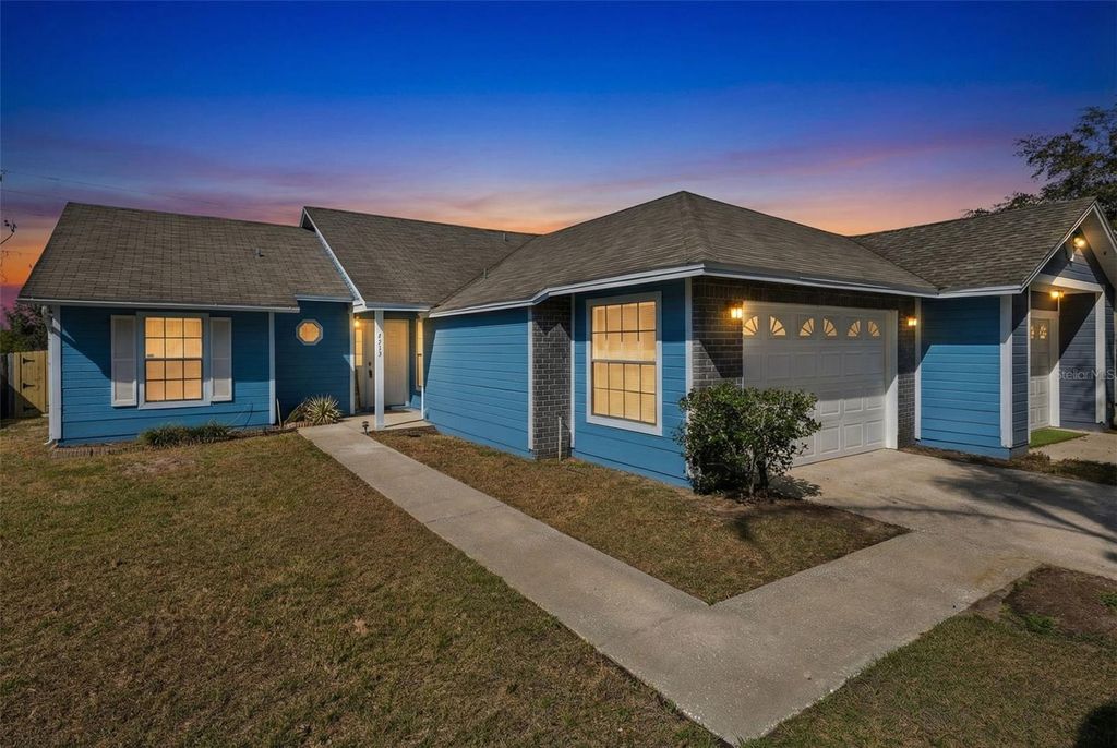 7412 LITTLE POND COURT, Orlando, FL 32810