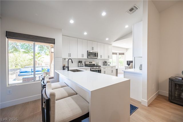 2548 Tumble Brook Drive, Las Vegas, NV 89134