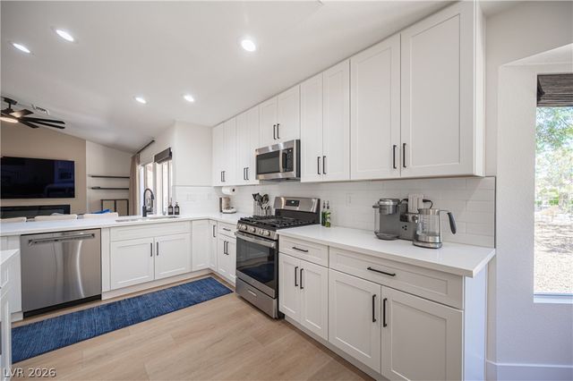 2548 Tumble Brook Drive, Las Vegas, NV 89134