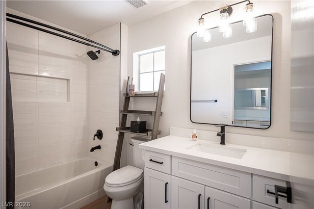 2548 Tumble Brook Drive, Las Vegas, NV 89134