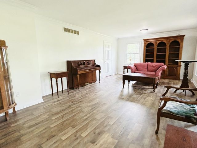 149 Mercer Avenue, Harrodsburg, KY 40330