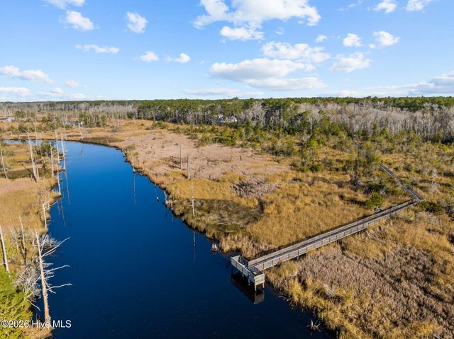 788 Breezewood Drive SE, Bolivia, NC 28422