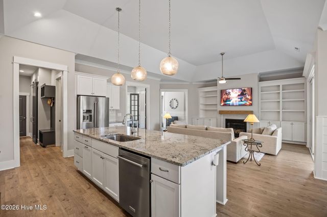 788 Breezewood Drive SE, Bolivia, NC 28422