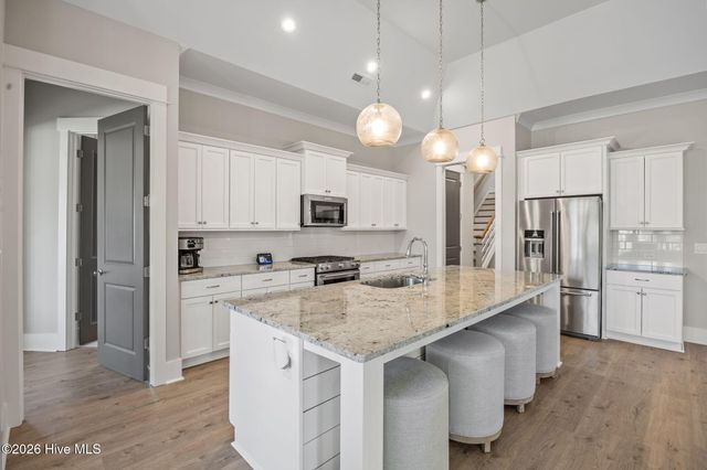 788 Breezewood Drive SE, Bolivia, NC 28422