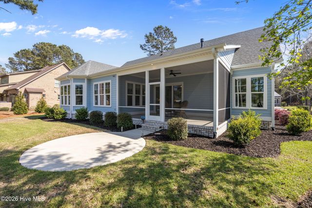 788 Breezewood Drive SE, Bolivia, NC 28422