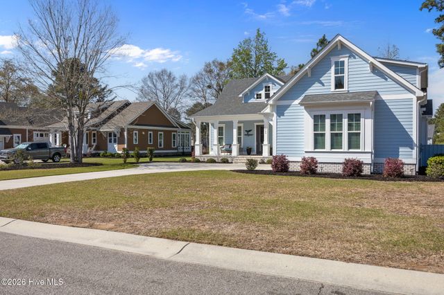 788 Breezewood Drive SE, Bolivia, NC 28422