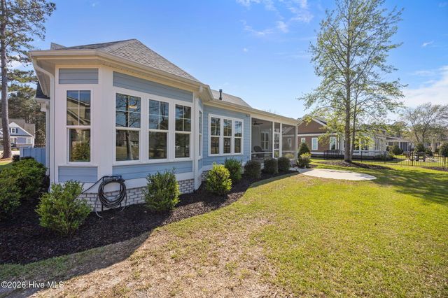 788 Breezewood Drive SE, Bolivia, NC 28422