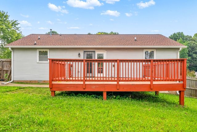 1507 Sunshine Dr, Clarksville, TN 37042