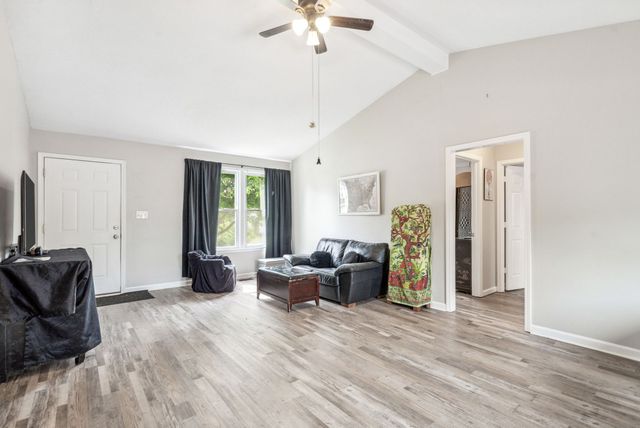1507 Sunshine Dr, Clarksville, TN 37042
