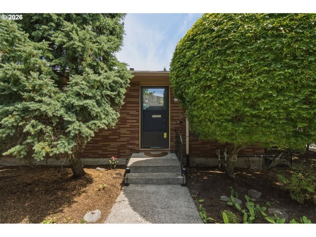 5707 Se DIVISION St Se, Portland, OR 97206